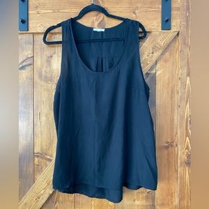 Gently used black Pleione tank